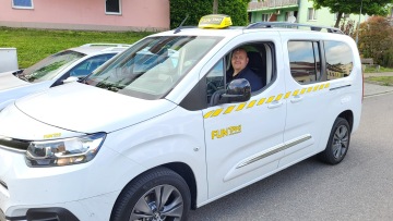 Fun taxi vícemístné